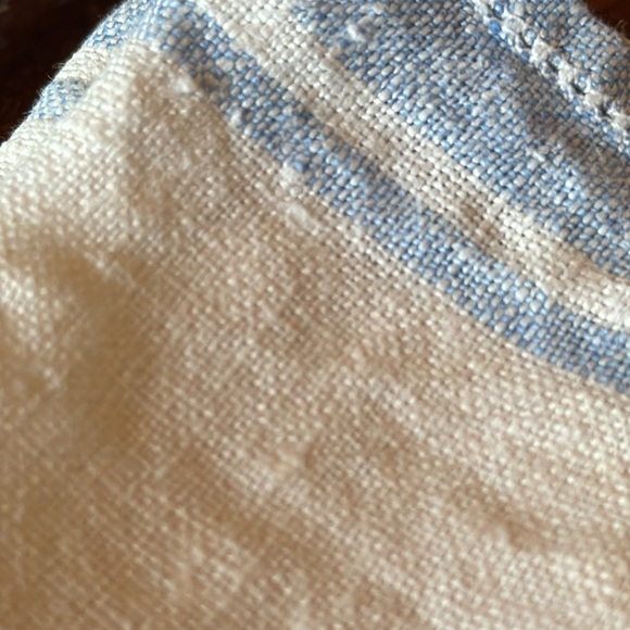 Set of 4 Vintage Napkins-White/Blue Embroidery Detail-Nubby Cotton - Picture 13 of 13